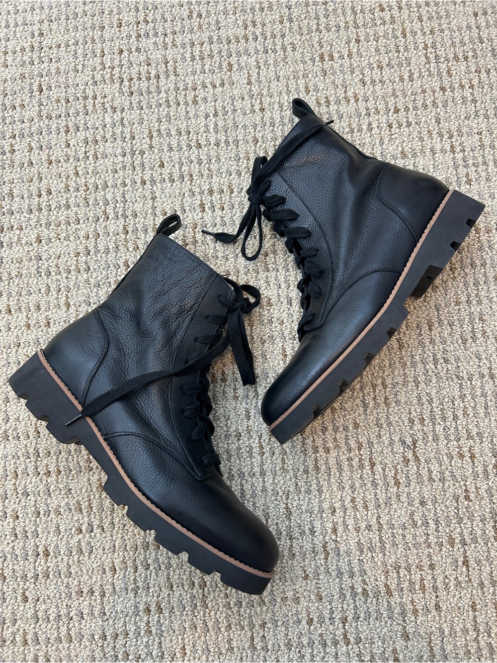 Vionic Lani Black Leather Combat Boots Women’s Size 9.5